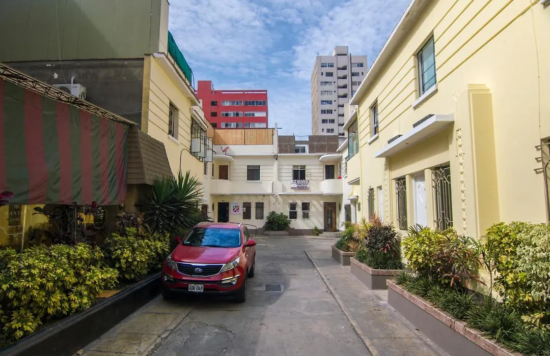 Dragonfly Hostels Miraflores-1
